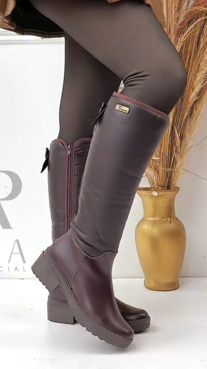 Double patch leather zipper boots