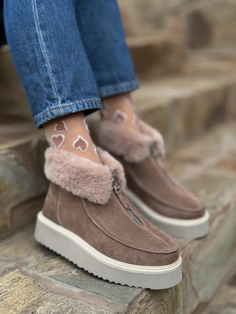 Suede Australian wool zip-up snow boots