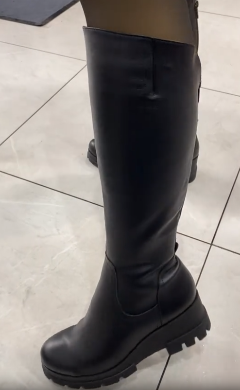 Woman Leather Boots