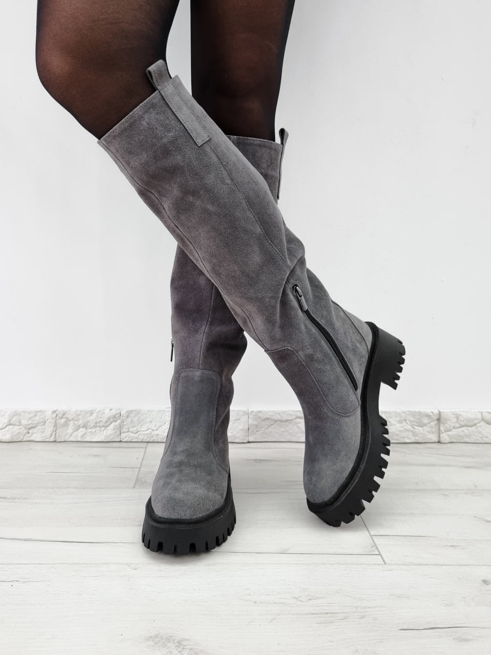 Woman Leather Boots