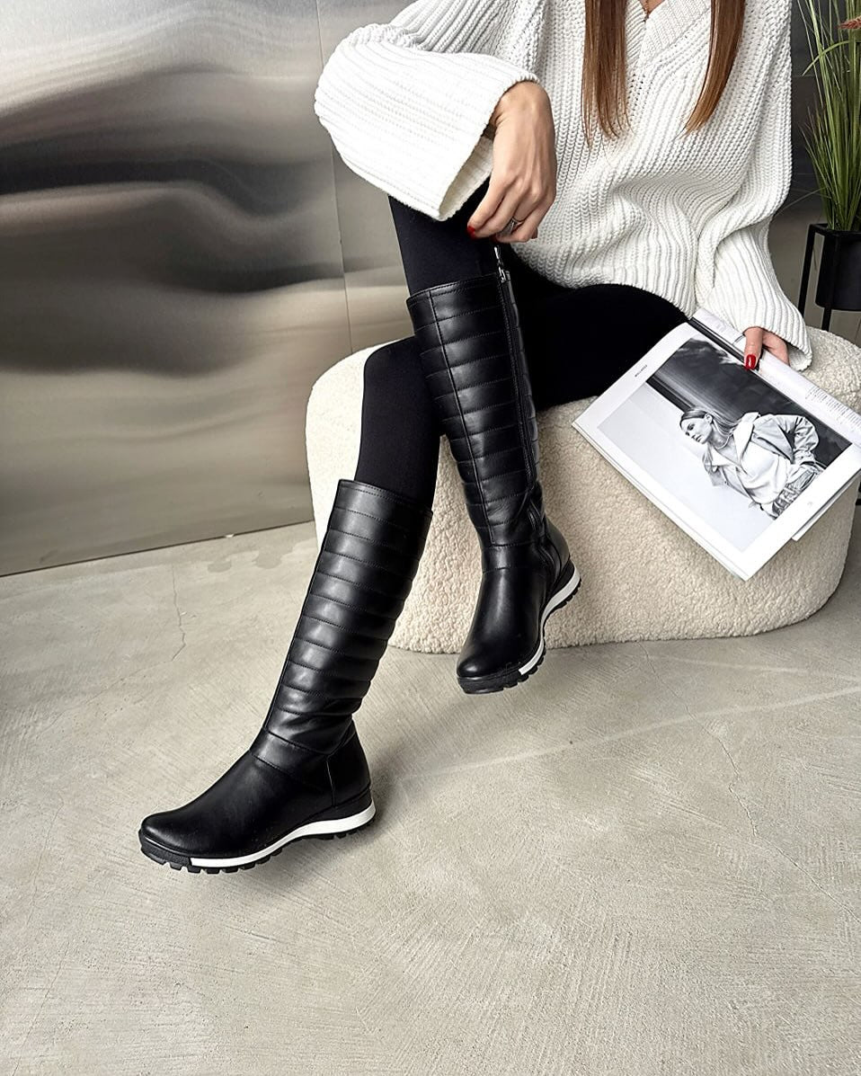 Sheepskin and cashmere zip-up boots