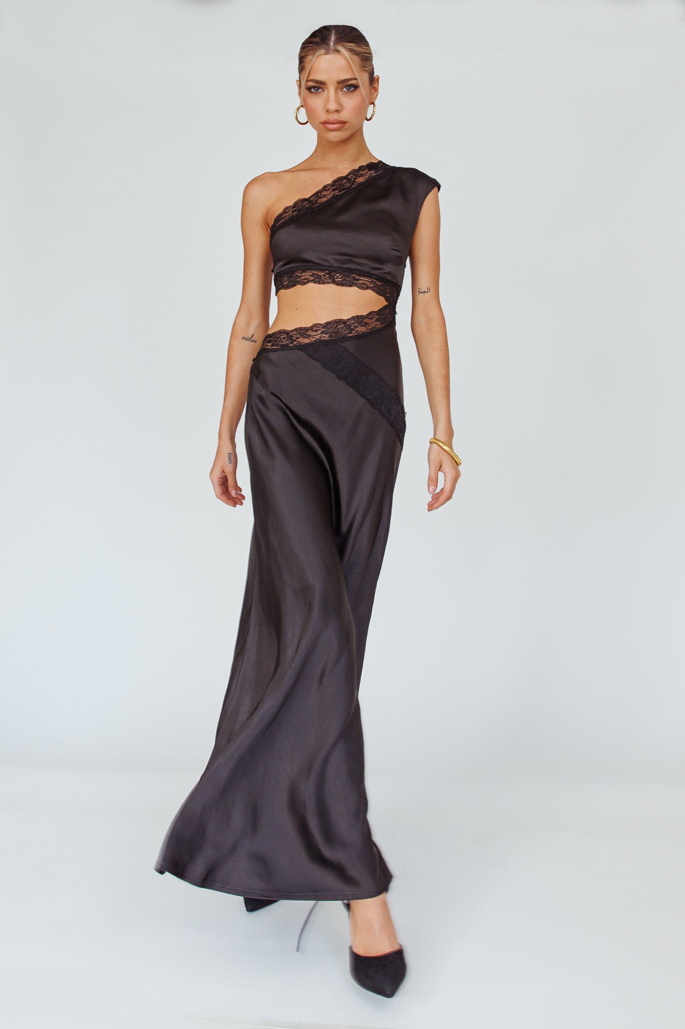 MAHLI ONE-SHOULDER MAXI DRESS CHAMPAGNE