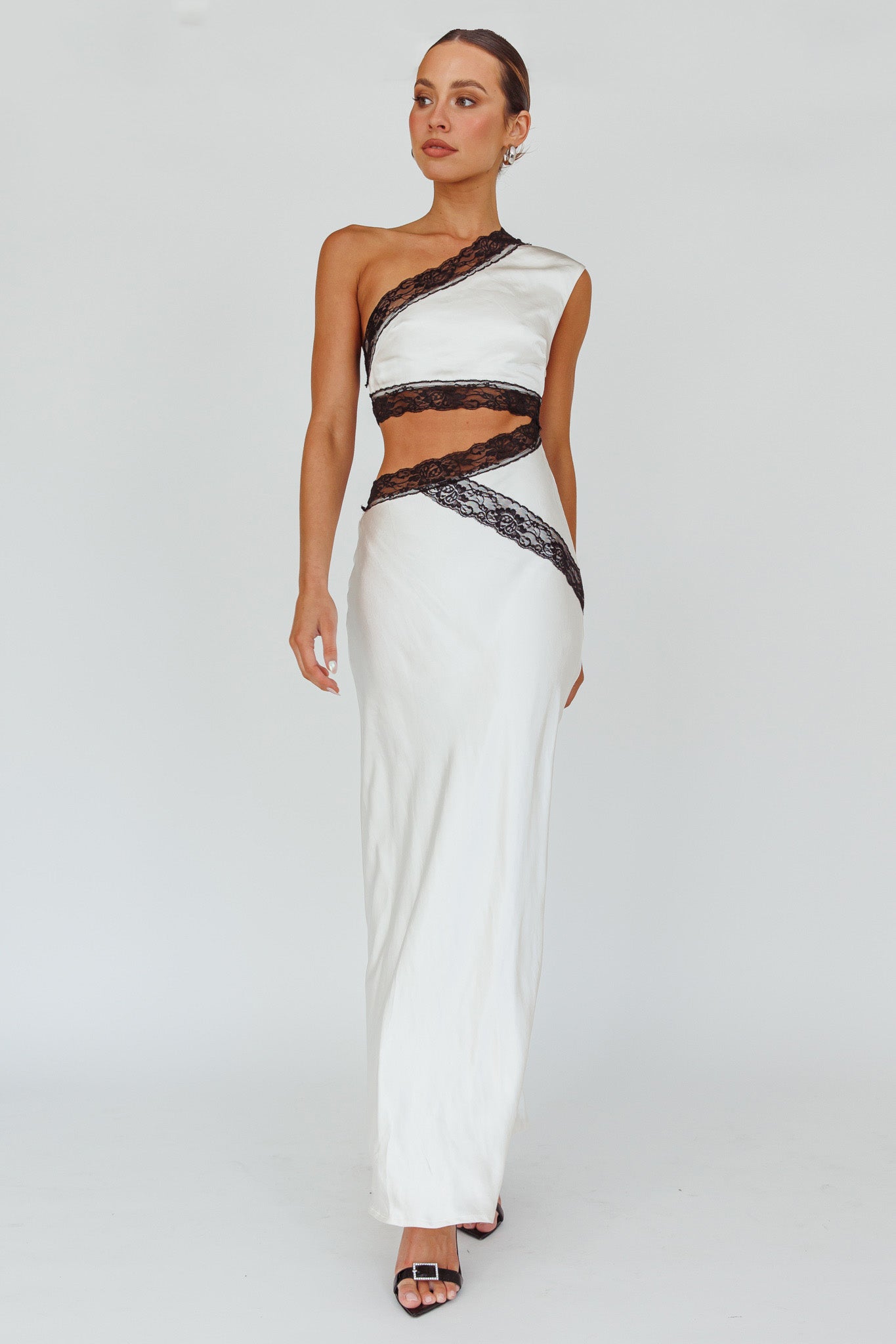 MAHLI ONE-SHOULDER MAXI DRESS CHAMPAGNE