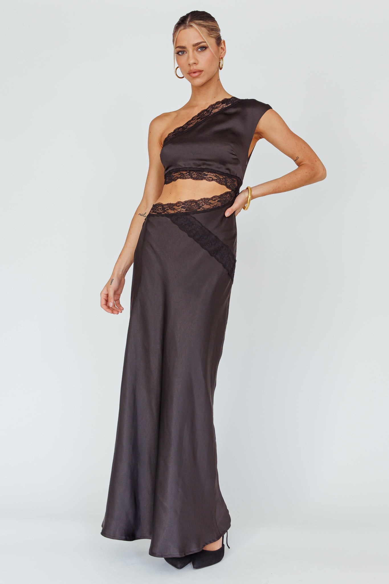 MAHLI ONE-SHOULDER MAXI DRESS CHAMPAGNE