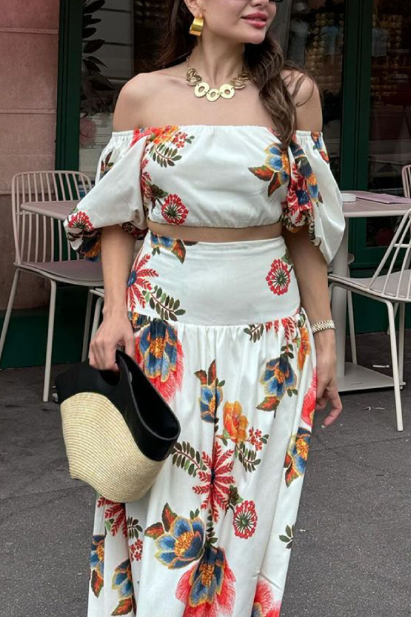 Elegant sleeveless printed two-piece set