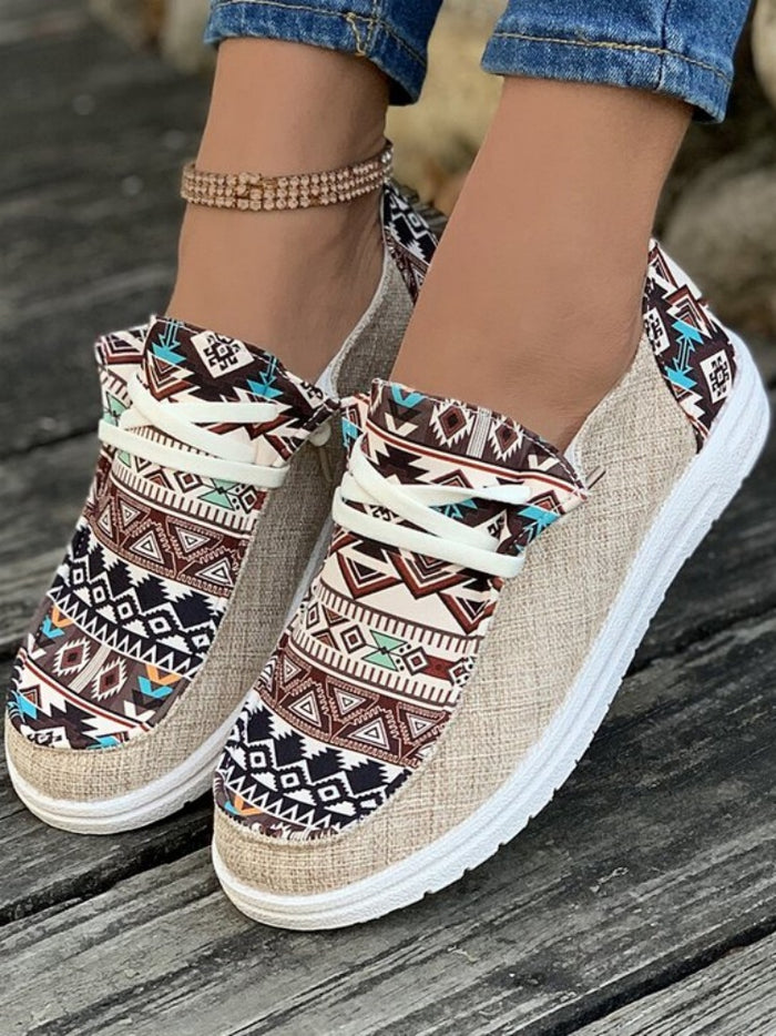 Women's flat canvas shoes famous family style