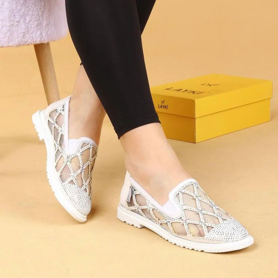 Mesh Flat Breathable Shoes with Rhinestones