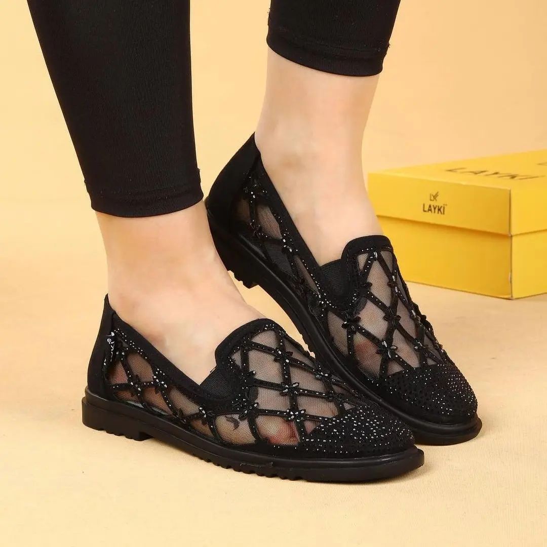 Mesh Flat Breathable Shoes with Rhinestones