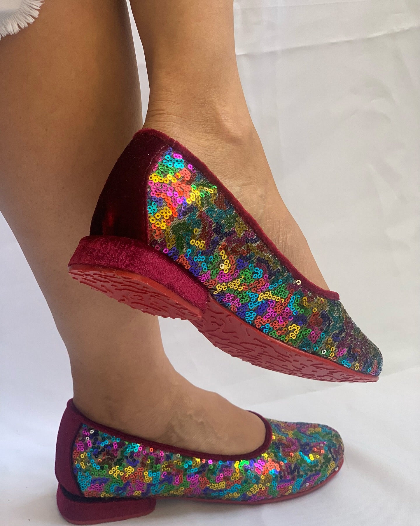 Multicolored sequin  velvet shoes