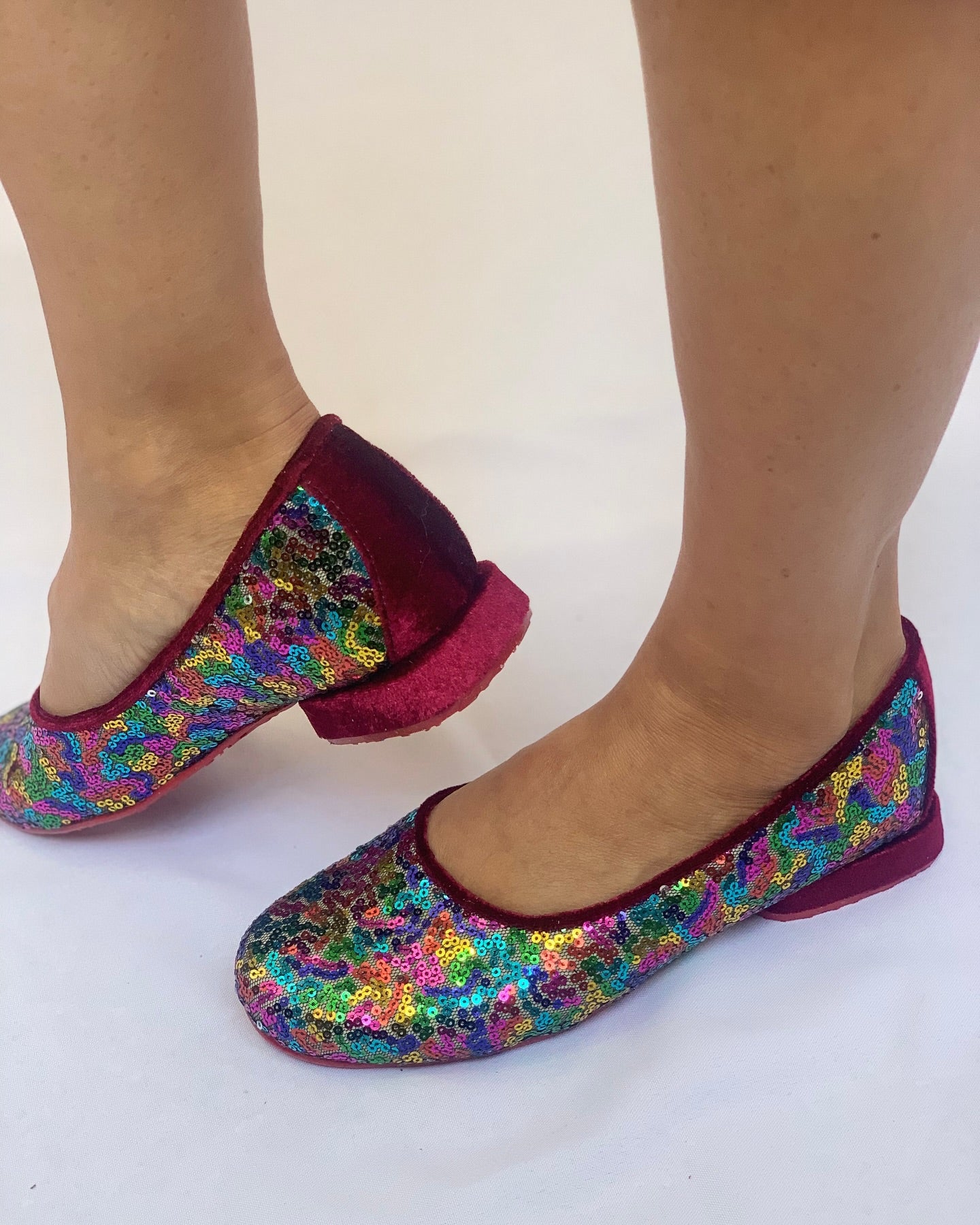 Multicolored sequin  velvet shoes