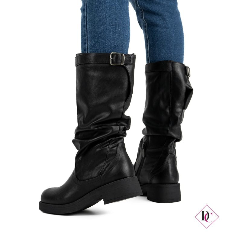 soft gathered shaft low heel boots